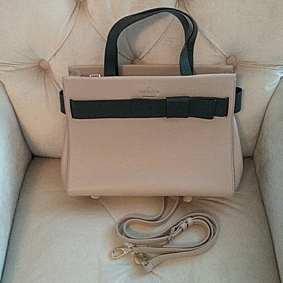 💥SALE!!! Kate Spade bag - Picture 1 of 6